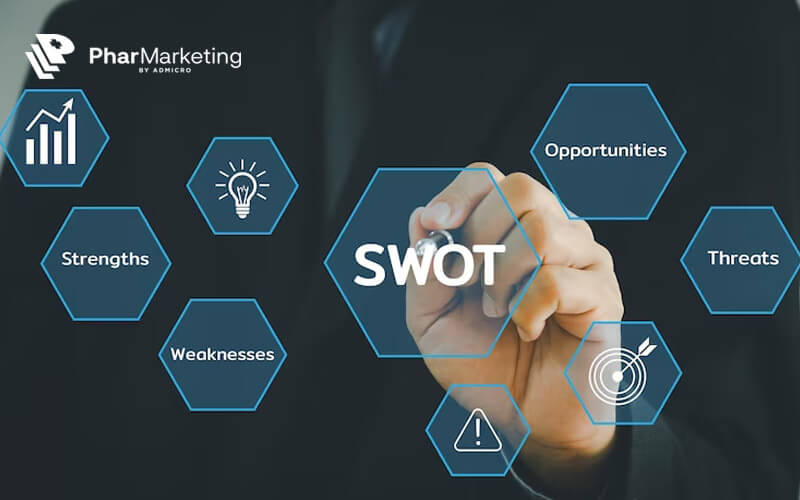 Điểm mạnh bao gồm những yếu tố vượt trội của nhãn hàng so với các đối thủ cạnh tranh trên thị trường